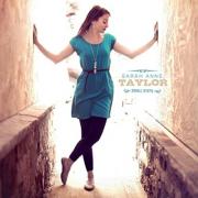 Sarah Anne Taylor Takes 'Small Steps' With Debut Single