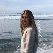Katie Lighty Releases New Single 'Never'