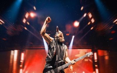 Skillet - Showtime (Live)