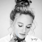 Hollyn Releases 6-Song EP 'Bye, Sad Girl.'
