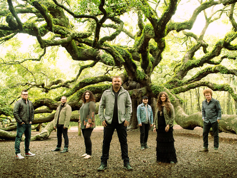 Casting Crowns Win American Music Award 2014